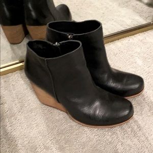 Kork-ease booties